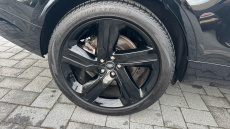 Land Rover Discovery 3.0 D300 Dynamic HSE 5dr Auto Diesel Station Wagon